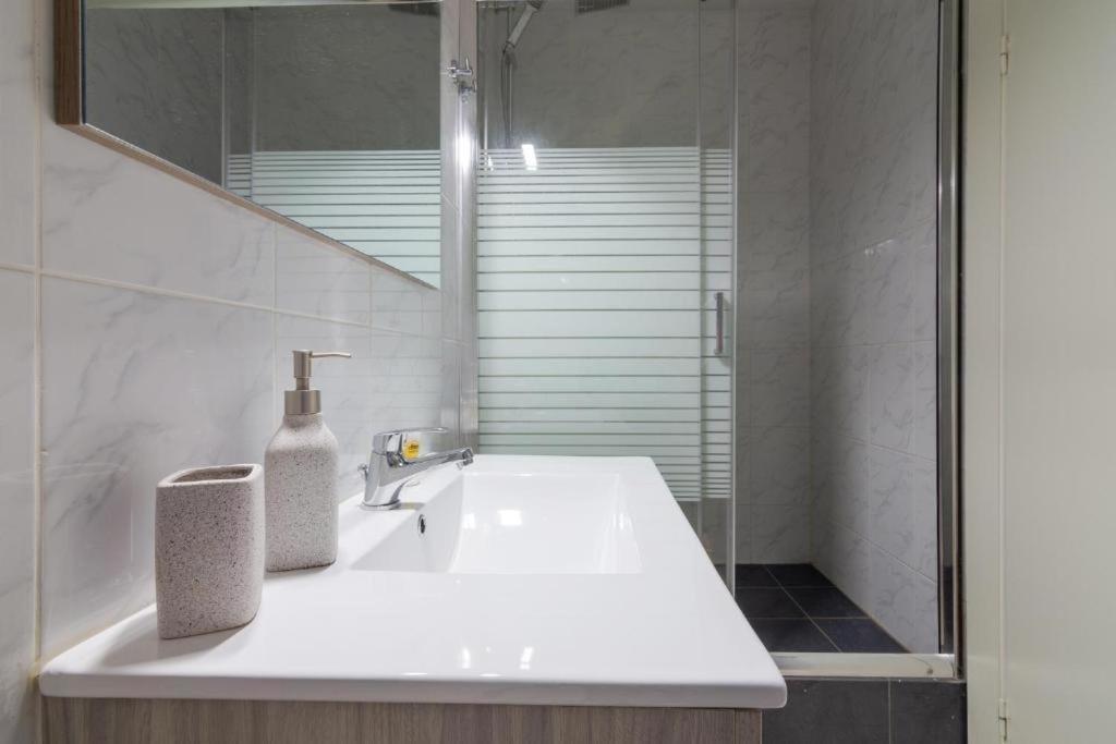 Arditou Akropolis Apartments-Suites Афины Экстерьер фото